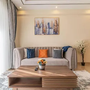 Apartment Executive 1bdr With Gym, Pool & View *