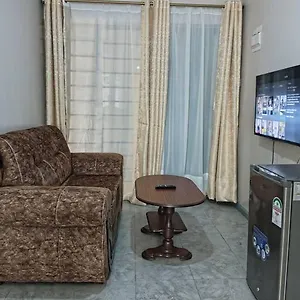 Maya Nest Lounge