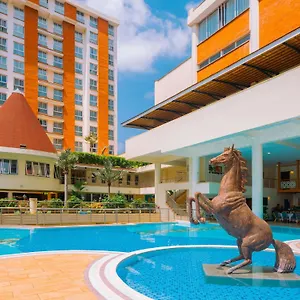 Moevenpick & Residences Hotel 5*