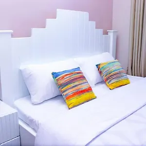 Tastefully Furnished In South B Apartment *