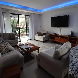 Crest Park Apartment *