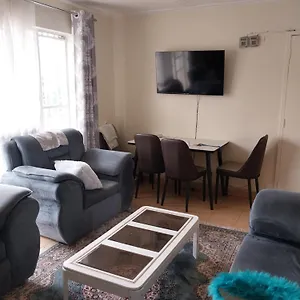 Apartment Strathmore