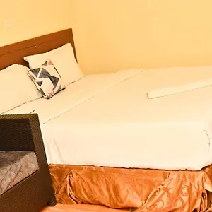 Bed And Breakfast Studio Apartments * Nairobi