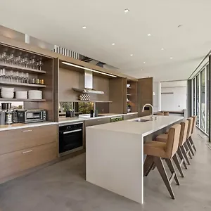 Apartment Avensis