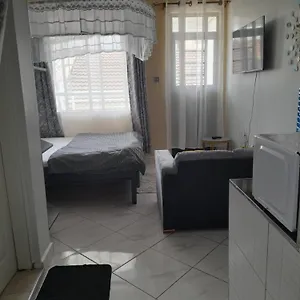 Homely Studio In Donholm