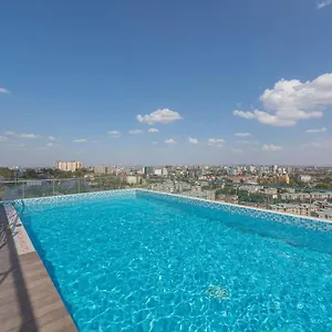 Magnificent 1br Gem At Laurel