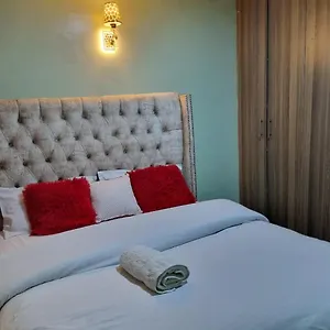 Spacious 1 Bedroom Mirema Drive With Parking * Nairobi