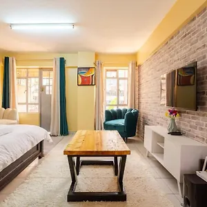Oloiplai Studio Westlands 5a * Nairobi