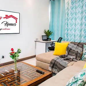 Silverstone 2 Bedroom With Views Gym& Pool Apartment *