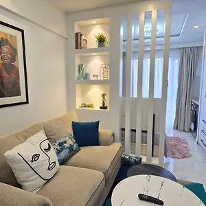 Apartment Maya Modern
