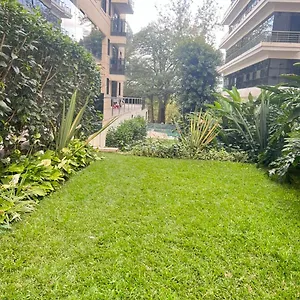 Modern 2-bedroom Overlooking Centre Apartment Nairobi