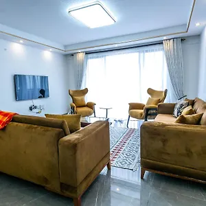 Apartment Kileleshwa Panaromic 3 Bedroom With Dsq And Gym *