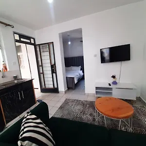 Apartment Lujit-boza