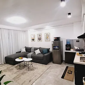 Velure Homes Apartment *