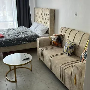 Embakasi Studio In Church Road 15mins Away From Jkia Bed & Breakfast