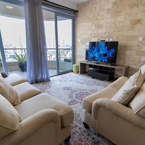 Apartment Elegant 2 Bed In Kilimani With Balcony Views *