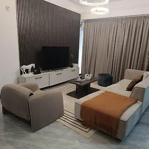 Enchanted Apartment *