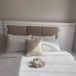 Steph's Haven Apartment