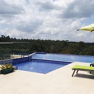 Modern, Fully Furnished 2bd