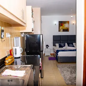 New West Apartment *