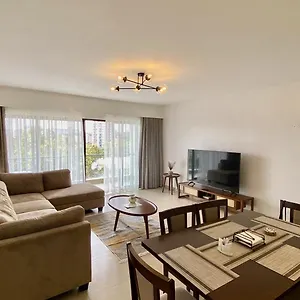 Apartment Astoria Haven