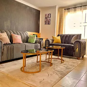 Yunees Homes Aparthotel Nairobi