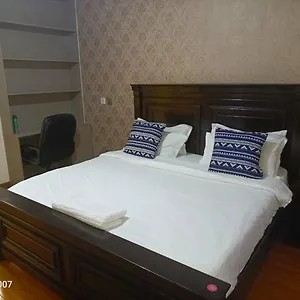 Executive Classy With Private Parking Space,children Playing Ground,swimming Pool,mordern Equipped Gym And Unbeatable Views 公寓