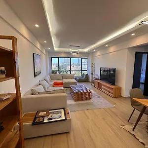 Luxury Two Br Westlands,roofpool & Gym Apartment Nairobi