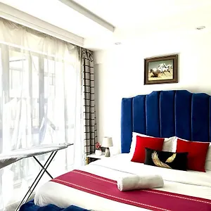 Inspira Luxury Homes 아파트