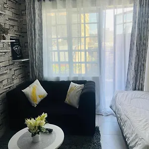 Shilloh * Nairobi
