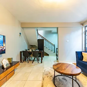 Loneview Work And Nairobi