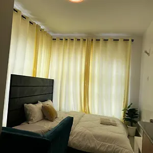 Airport Homes