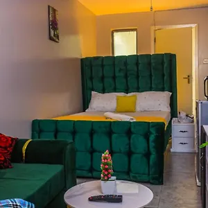 Bed & Breakfast Destiny Homes