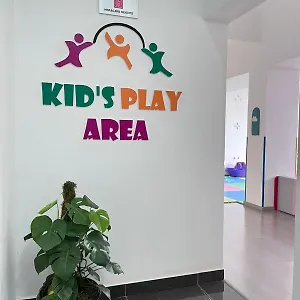Charming Urban Retreat With Private Parking,fully Equipped Gym ,children Playing Ground And Unbeatable Views 나이로비