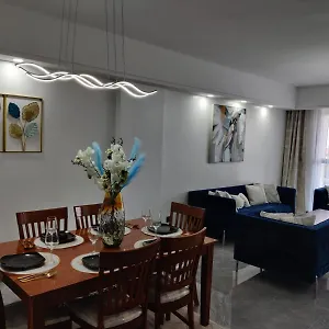 Metro Living Retreat Three Bedroom With Swimming Pool, Fully Equipped Gym, Ample Parking Space, And Proximity To Major Shopping Malls Apartment *