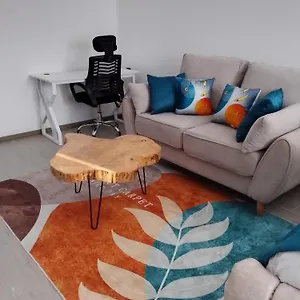Apartment Camore Golden Mango