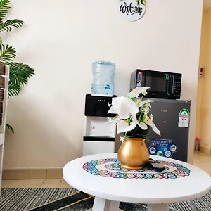Apartment Cutie Stays-trm 1 B Nairobi
