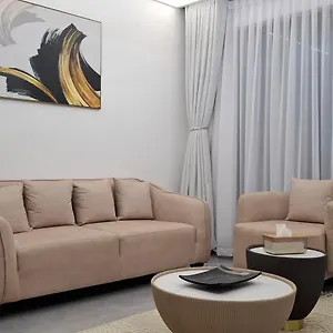 Apartment Kifahari, One Bedroom Luxury Apartment! Views, Pool, Gym *