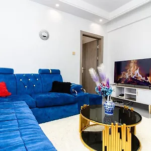 Apartman Cozy 1br Kilimani With Views