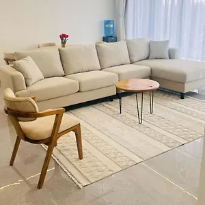 Elegantly Furnished Two Bedroom With Modern Finishes Swimming Pool Gym And Stunning Views In Lavington Lägenhet