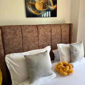 Apartment Zidfa Homes *
