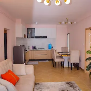 Luxe Homes By Cassie * Nairobi