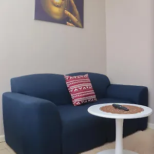 Lägenhet Cozy With Pool Mini Mart And Security *