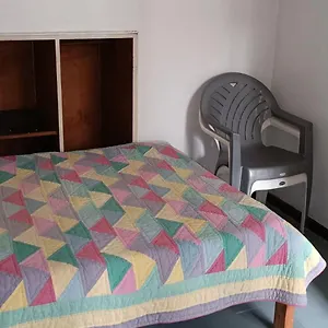 Dam Estate 20 Bed & Breakfast *
