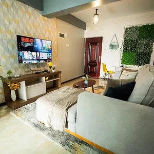 Dazing Modern Furnished One Bedroom Yaya Kilimani Lägenhet