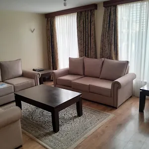2 Bedroom In Kilimani Lägenhet *