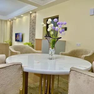 Elegant Modern Retreat Residencies With Heated Swimming Pool ,fully Equipped Gym And Rooftop Chillspot With Amazing Breathtaking Views 公寓 *