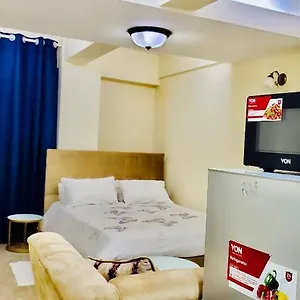 Luxury Living Two Bedroom With Swimming Pool Fully Furnished Gym Children Playing Ground Ample Parking Space And Unbeatable Scenic Views 公寓 *