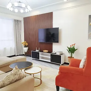 The Regal Vibrant Modern Classic In Kilimani With Modern Facilities Lägenhet *
