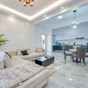 Apartamento Elegant Lavington 1bed With Pool, Private Cinema & Garden